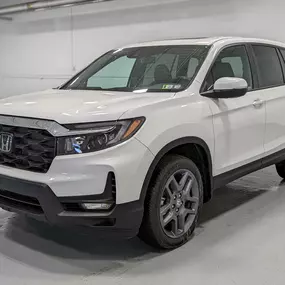 2022 Honda Passport EX-L in Platinum White