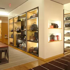 Bild von Louis Vuitton White Plains Westchester