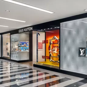 Bild von Louis Vuitton McLean Tysons Corner Bloomingdale's