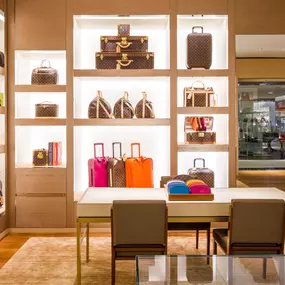 Bild von Louis Vuitton Atlanta Saks Phipps Plaza