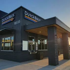 Dutch Bros US 281