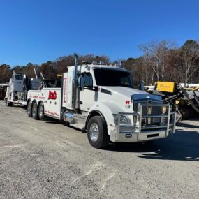 We will answer your towing call 24/7!