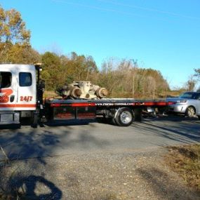 Fred’s Towing & Transport Inc. is a locally owned and operated business proudly serving the Tri-County area since 1989. You can always put your confidence in our state of the art fleet because we are the Tri-County’s largest Towing & Transporting company. We specialize not only in heavy-hauling up to 90 tons, but also light to heavy-duty towing. To provide the utmost in accurate and efficient service, our fleet operates with a computerized tracking and dispatch system so you are always assured o