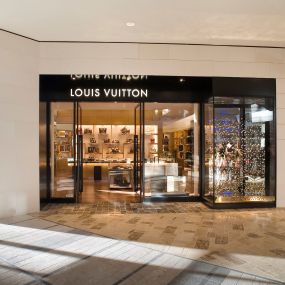 Bild von Louis Vuitton Roseville Sacramento