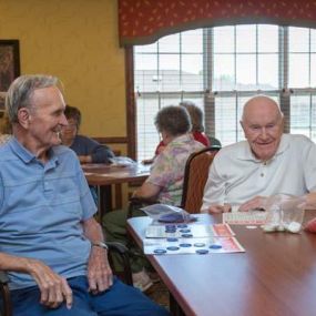 At Oak Park Senior Living, we create an environment where seniors can enjoy life to the fullest. Experience the warmth of a caring community.