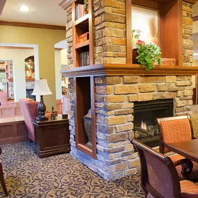 At Oak Park Senior Living, we offer a variety of services and programs tailored to our residents direct needs. We offer a variety of entertainment features including billiard tables, movie theaters, and much more – all within one building.