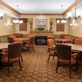 Inver Glen Senior Living makes life easy and enjoyable. Join us in Inver Grove Heights and experience a community where every senior feels at home and cared for.