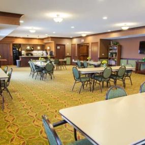 Enjoy the best of senior living at Inver Glen, where your comfort is our priority. Located in scenic Inver Grove Heights, we offer a supportive and enriching environment for all seniors.