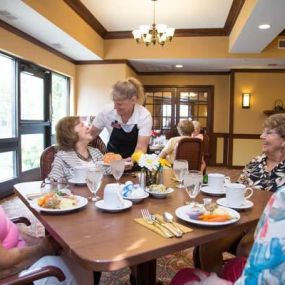 Live well and enjoy every moment at Inver Glen Senior Living. Our Inver Grove Heights community is committed to providing excellent care and a supportive environment.