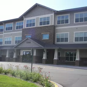 Located in Inver Grove Heights, Minnesota, Inver Glen Senior Living provides quality experiences and life enhancing amenities for our seniors. From entertainment to exercise, we commit to helping our residents thrive as happy and healthy minds and souls.