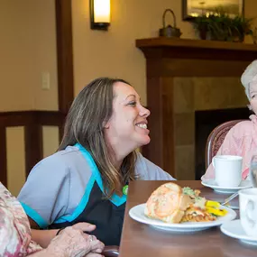 At Inver Glen Senior Living, we offer a variety of services and programs tailored to our residents direct needs. We offer a variety of entertainment features including billiard tables, movie theatres, and much more – all within our building.