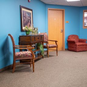 Select Senior Living of Coon Rapid, MN Keeping Connected with Key Amenities