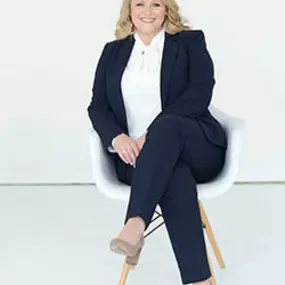 Alison Krueger attorney and certified divorce mediator in Milwaukee, Wisconsin.