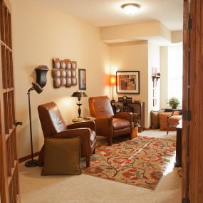 Relax and enjoy life at Arbor Lakes Senior Living, where every day feels like a retreat. Our Maple Grove community is designed to offer seniors the best in care and comfort.