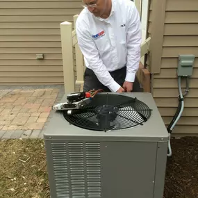 The top local choice for heating, cooling, plumbing, and electrical services since 1993.  Whether you've got a broken air conditioner or furnace, a plumbing emergency,  an electrical problem, or you need your duct work cleaned, we're here to help!  We also offer 24/7 emergency services!  Contact us now to schedule service!