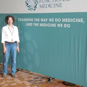 Bild von Whole Medicine: Kristen L Harding, MD