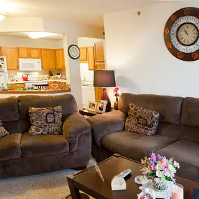 At Southview Senior Living, we focus on creating a vibrant and supportive environment. Enjoy a senior lifestyle that’s both fulfilling and enjoyable in West Saint Paul.