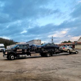 Call now for a towing service you can count on!