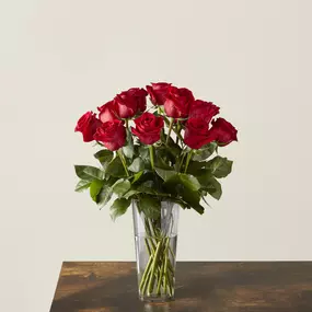Long Stem Red Rose Bouquet is truly Passion in full bloom! Get a stunning red rose bouquet from the best florist near you — love, beauty, and elegance delivered fresh! Order flowers online from Petals 2 Go Florist!