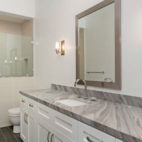 Metalwood Platino Bathroom