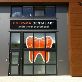 Hoeksma Dental Art Tandtechniek en Prothetiek