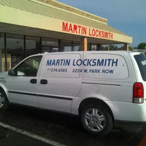 When it comes to your lock and key needs, we are the ones to call! From key duplication, lock installation, safe services, and more, we'll get you taken care of! Contact us today!