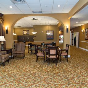 Our caring, experienced staff at Summit Hill Senior Living takes a personal interest in the complete happiness and wellbeing of senior residents, and we are devoted to helping you find the right lifestyle fit — with a perfect mix of independence and assistance.