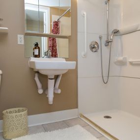 Summit Hill Senior Living Bathroom in Apartment Suite. Residents will see weekly housekeeping and linen changes and okay checks daily.