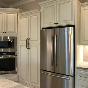 The top choice in Johns Creek and surrounding areas for kitchen and bathroom remodeling, countertop installation, basement renovations, flooring installation, and more!  Contact us today or stop by our showroom!