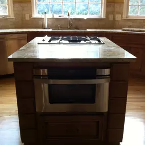 The top choice in Johns Creek and surrounding areas for kitchen and bathroom remodeling, countertop installation, basement renovations, flooring installation, and more!  Contact us today or stop by our showroom!