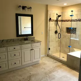 The top choice in Johns Creek and surrounding areas for kitchen and bathroom remodeling, countertop installation, basement renovations, flooring installation, and more!  Contact us today or stop by our showroom!