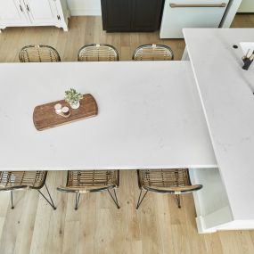 Portofino Classico Quartz Overhead Kitchen View