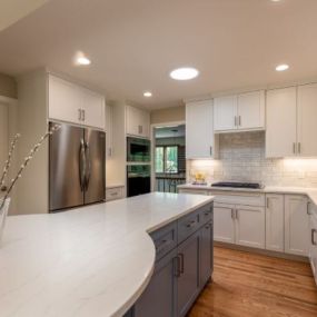 All-white kitchens are always in style! J Brothers can remodel your home any way you would like.