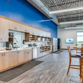 With nearly four decades of design and building construction experience, the Kinghorn Construction team of industry professionals are well versed in what it takes to complete a successful project.