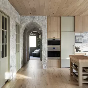 Wooddale Builders Inc. curates luxury living experiences through thoughtful design and superior construction.