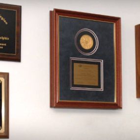 CUSTOM PLAQUES
Professional, Custom Made Commemorative Plaques