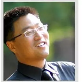 Dr. Michael Chung, cosmetic, family and neuromuscular dentist at Softouch Dental Care, serving Oakton and Fairfax Virginia,  and Washington, DC