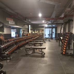 Bild von Basic-Fit Alcalá de Henares Calle Azucena