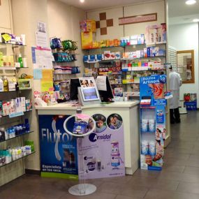 farmacia-gil-fajardo-caja-01.jpg