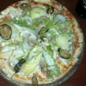 pizzeria-dolomiti-pizza-01.jpg