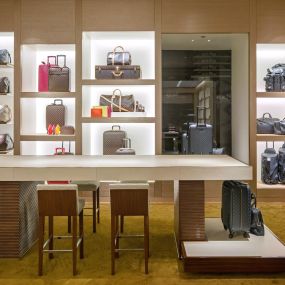 Bild von Louis Vuitton Newport Beach Fashion Island Neiman Marcus