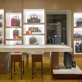 Bild von Louis Vuitton Newport Beach Fashion Island Neiman Marcus