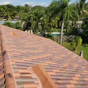 Close up view of tile roof.