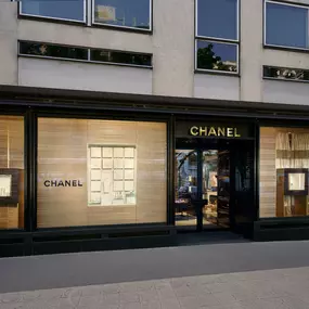 CHANEL HORLOGERIE JOAILLERIE MONTAIGNE