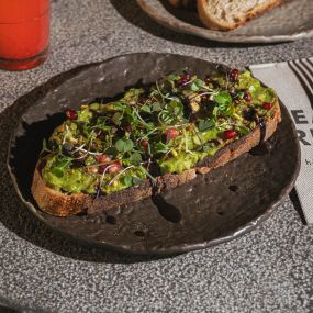 Avocado Toast Dulce de Granada