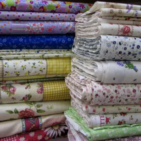 Látky ČERVENÝ a spol. - látky a bytový textil Praha 2