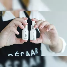 Decaar serums uit de Renaissance behandeling