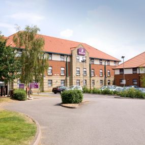 Premier Inn Oxford Cowley exterior