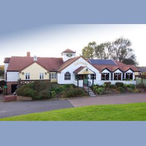 Premier Inn Rugby North (Newbold) restaurant exterior