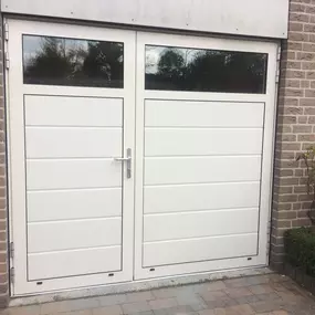 Openslaande garagedeur